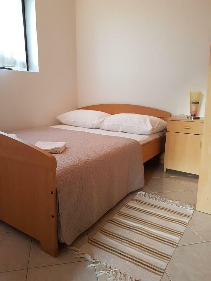 Apartman Karin Donji Karin 外观 照片